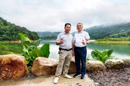 从工程硬汉到养鱼高手,一包硅藻种,让他半年把花鲢养到4斤